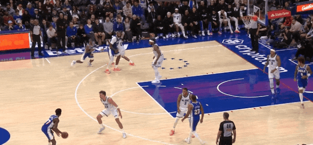 中欧体育-转折点菲尼克斯太阳远射贴柱，NBA季后赛今晚攻防权衡，话题不断，年轻球员得到机会的简单介绍